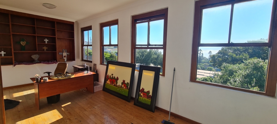 Commercial Property for Sale in Linkside Western Cape